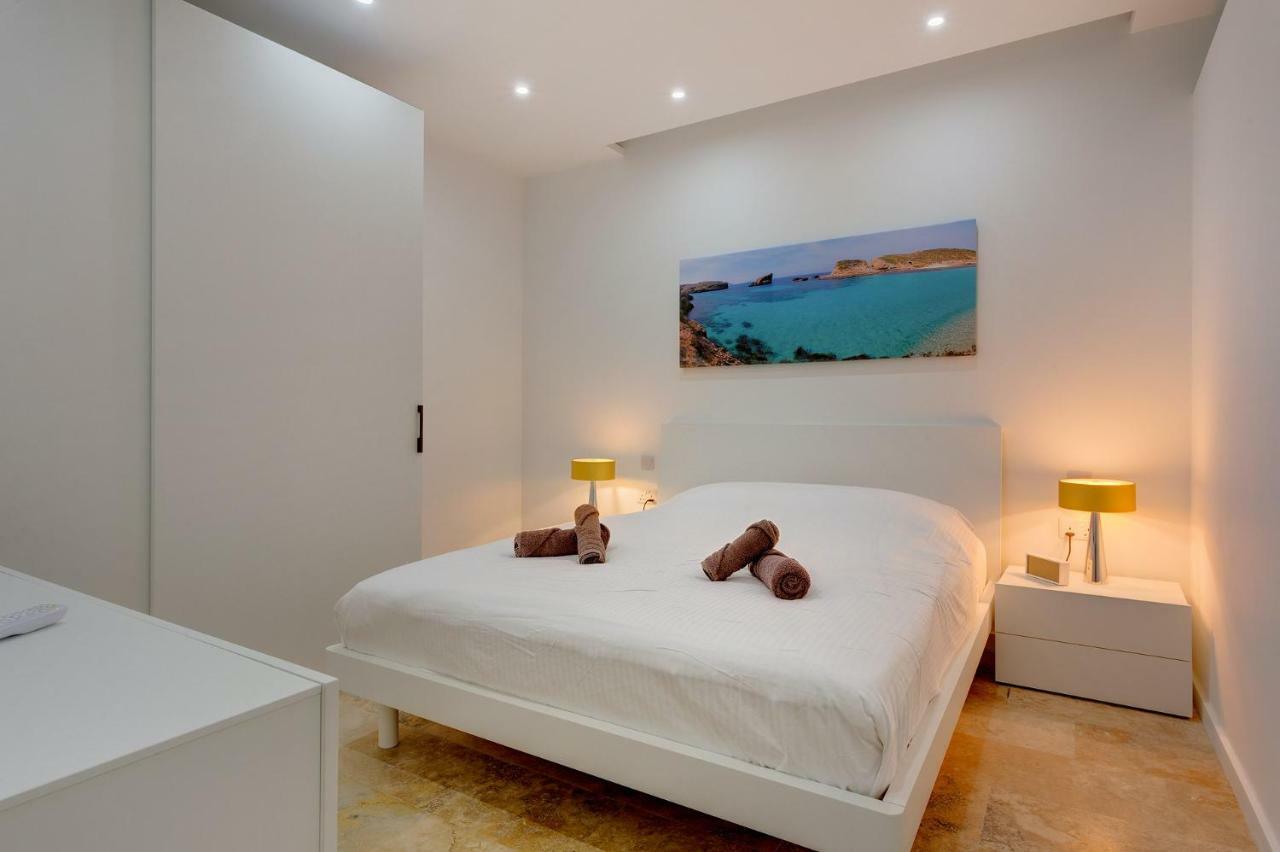 Modern 2 Bedroom Apartment In St Julians St. Julian's Zewnętrze zdjęcie